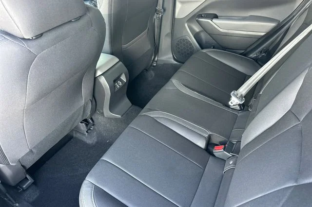New 2026 ICE SILVER METALLIC Subaru Premium image 9