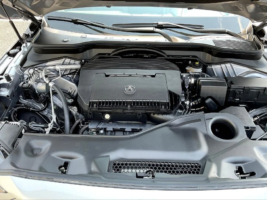 New 2026 Solar Silver Metallic Acura SH-AWD with Technology Package image 11