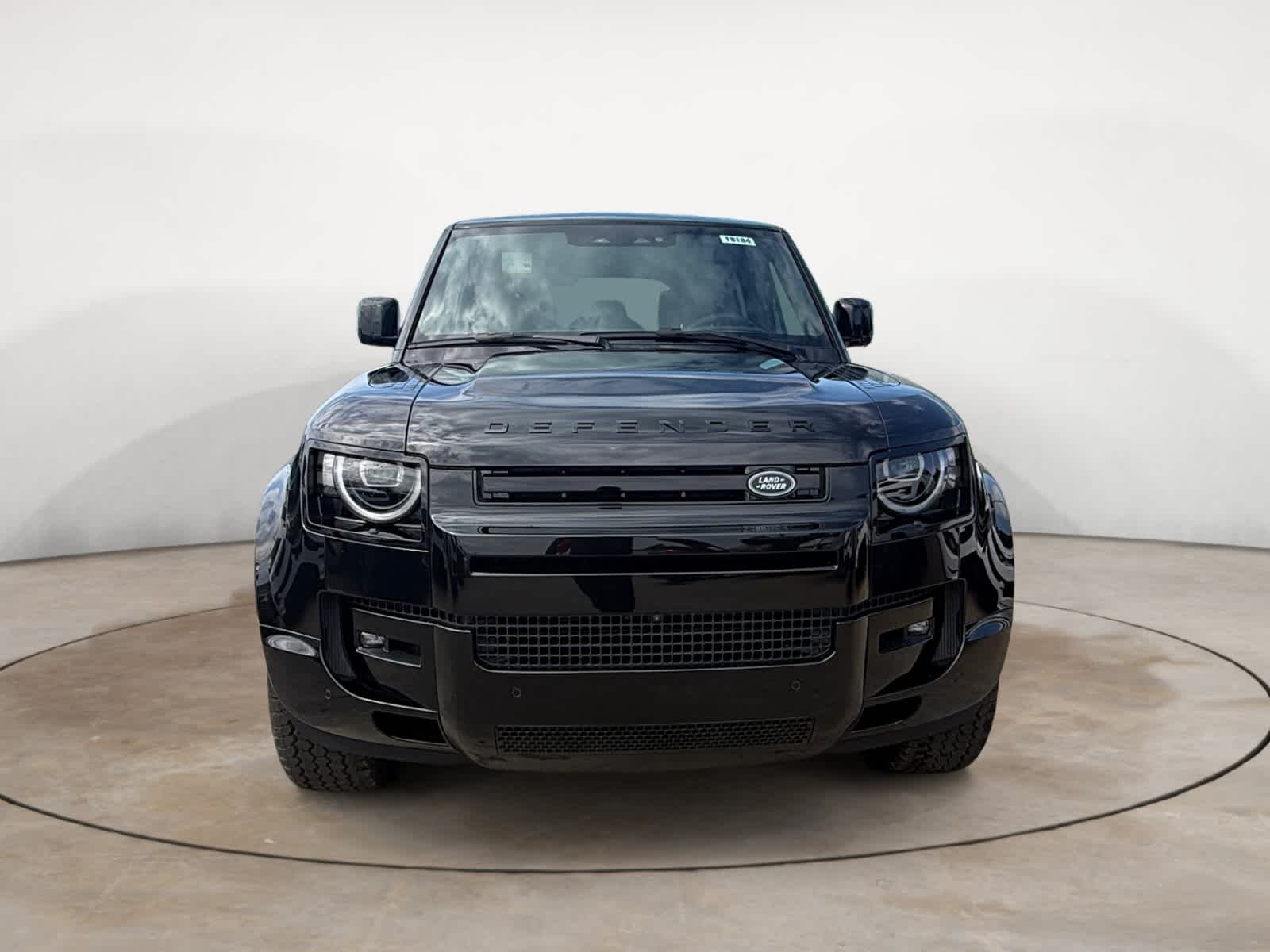 New 2026 Santorini Black Land Rover X-Dynamic SE image 8