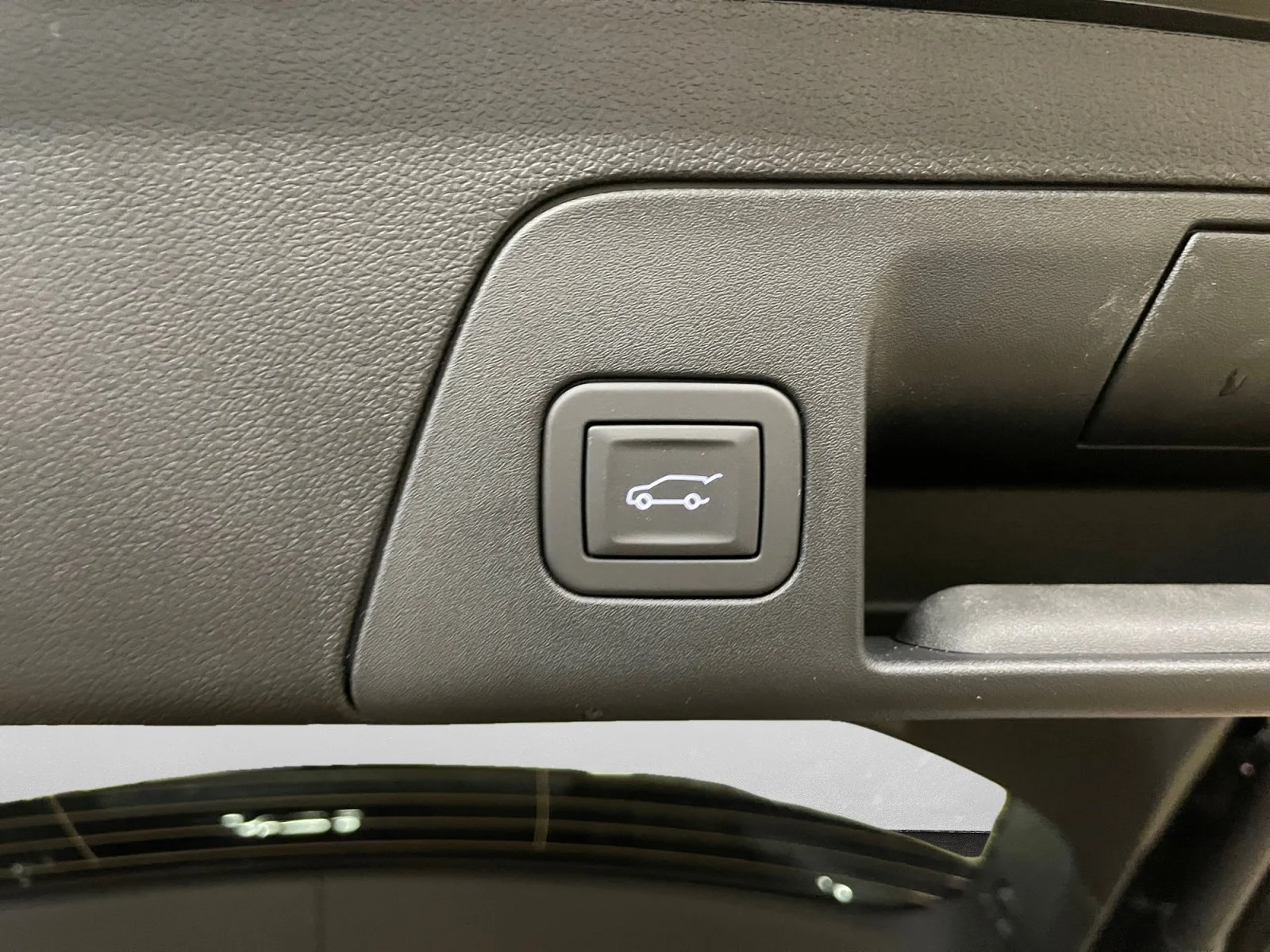New 2026 Ebony Twilight Metallic Buick Preferred AWD image 11