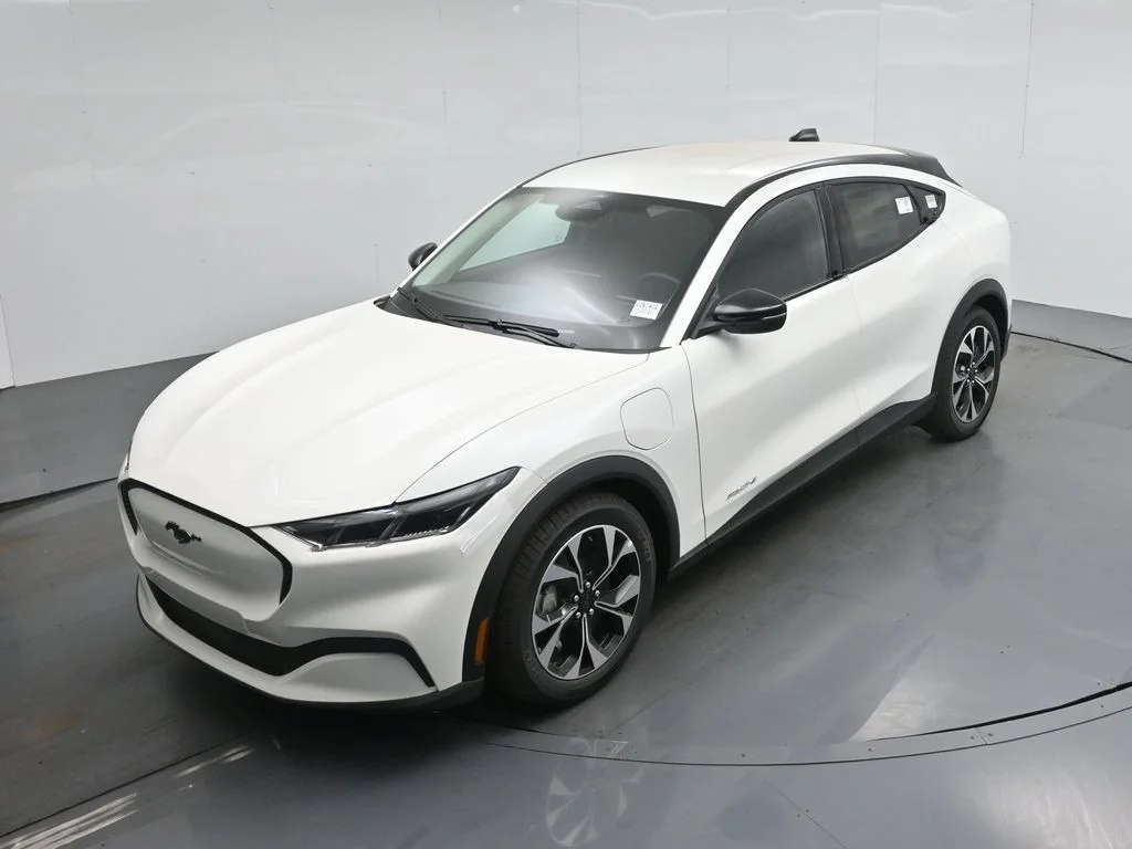 New 2026 Star White Metallic Tri-coat Ford Select image 33