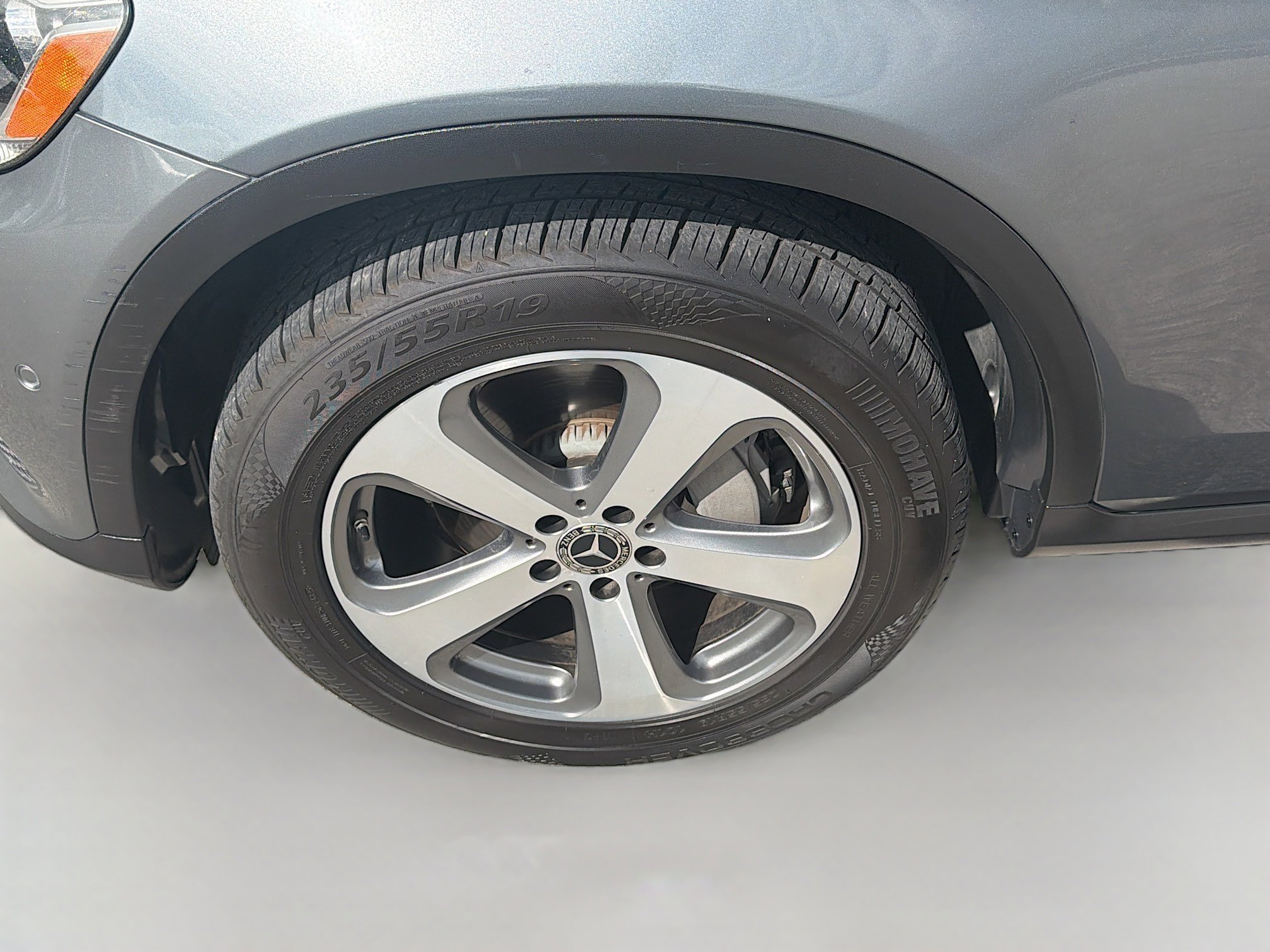 Used 2019 Selenite Gray Metallic Mercedes-Benz GLC 300 image 34