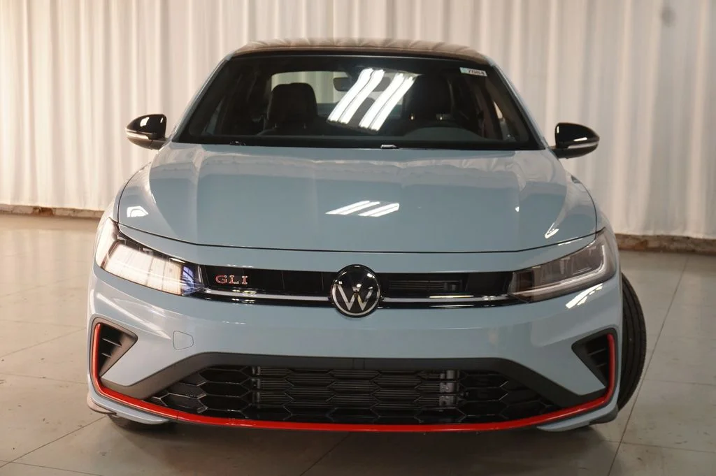 New 2026 Gray Volkswagen 2.0T Autobahn image 5