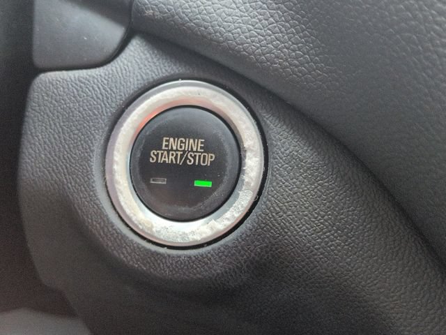 Used 2020 SILVER ICE METALLIC Chevrolet LT image 18