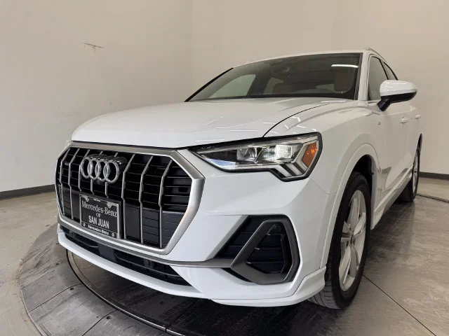 Used 2022 Glacier White Metallic Audi Premium Plus image 31