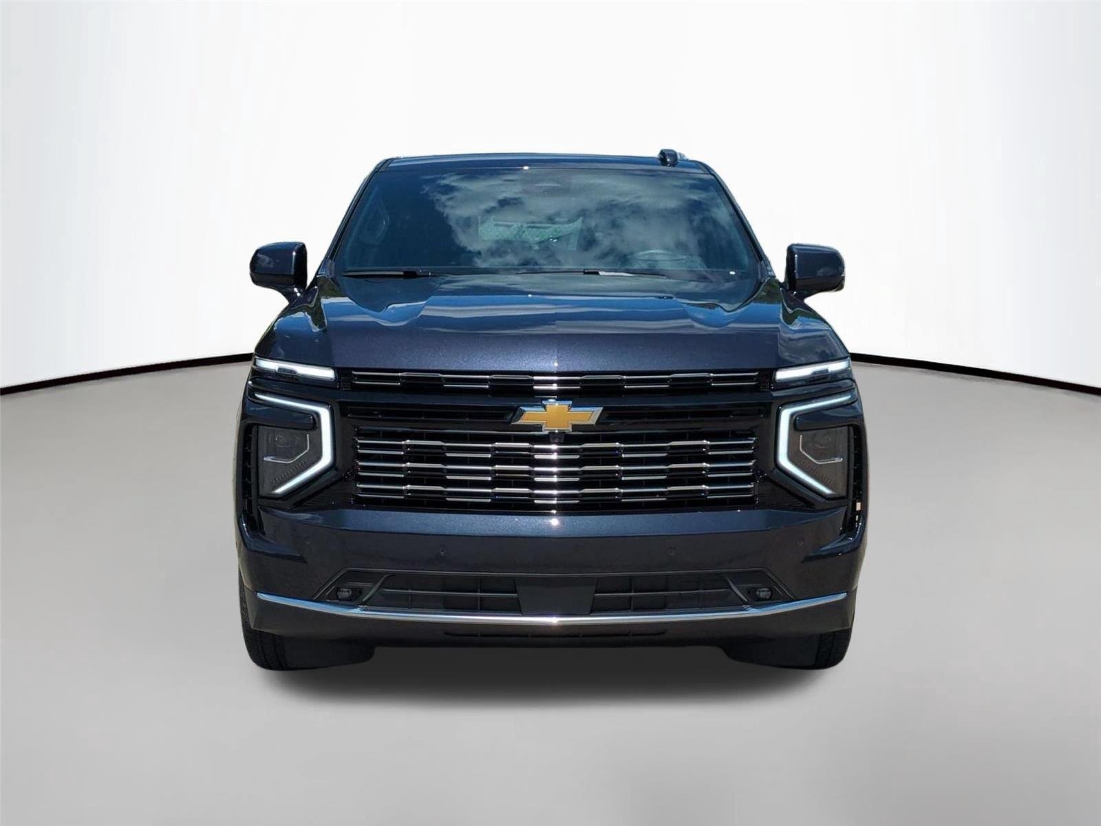 Used 2025 Lakeshore Blue Metallic Chevrolet High Country image 5