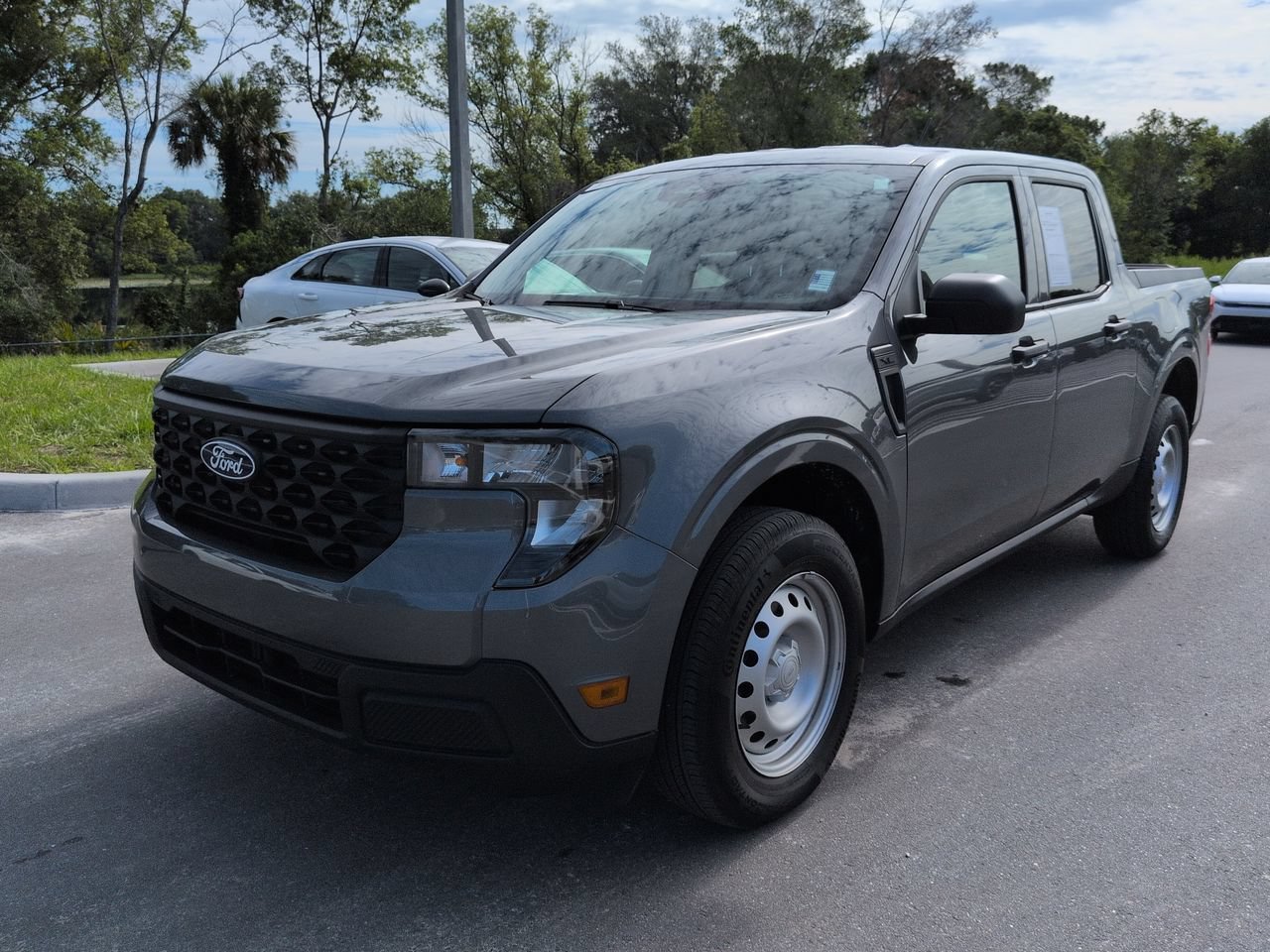 Used 2025 Gray Metallic Ford XL image 8