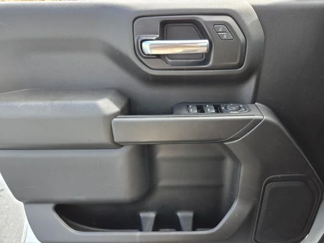 Used 2025 White Chevrolet Custom Trail Boss image 35