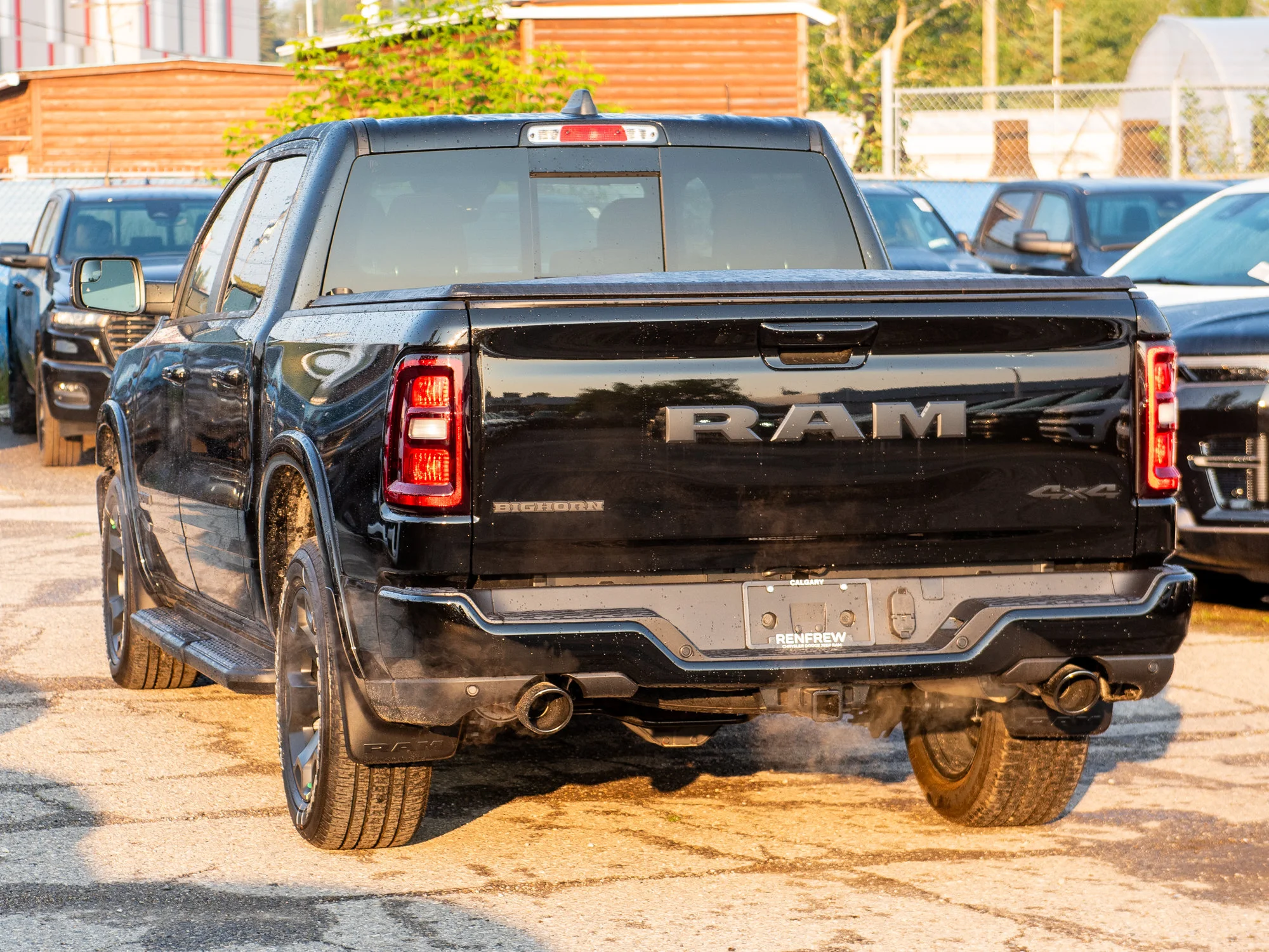 New 2026 Black RAM Big Horn Night* Crew Cab 4x4, Level 2 Equip Group, Heated Seats, Alpine Audio image 4