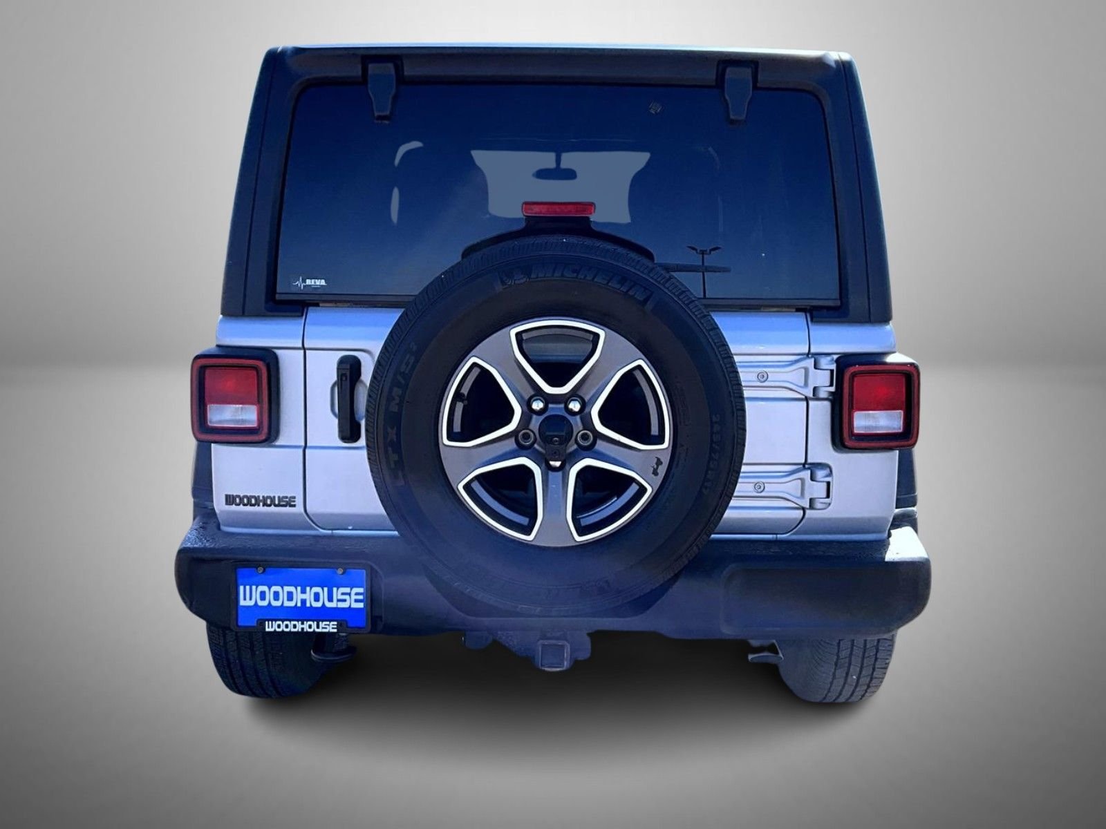 Certified Used 2023 Silver Jeep Sport S image 6