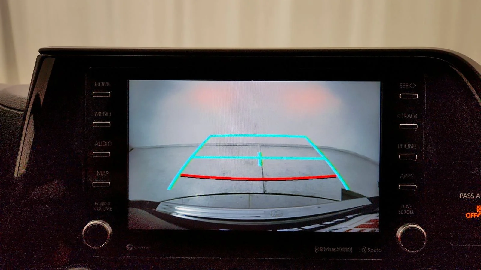 Used 2022  Toyota XLE image 33