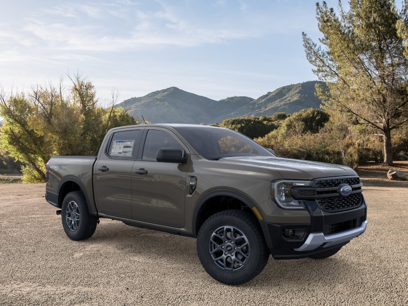 New 2026 Marsh Gray Ford XLT image 25
