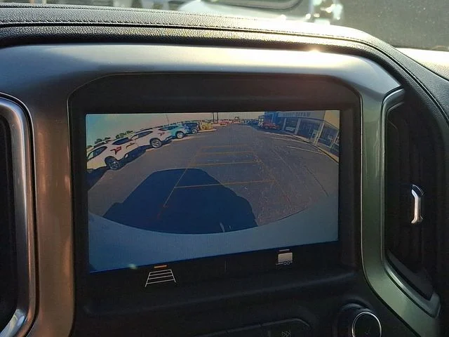 Used 2019 White Chevrolet LT image 17