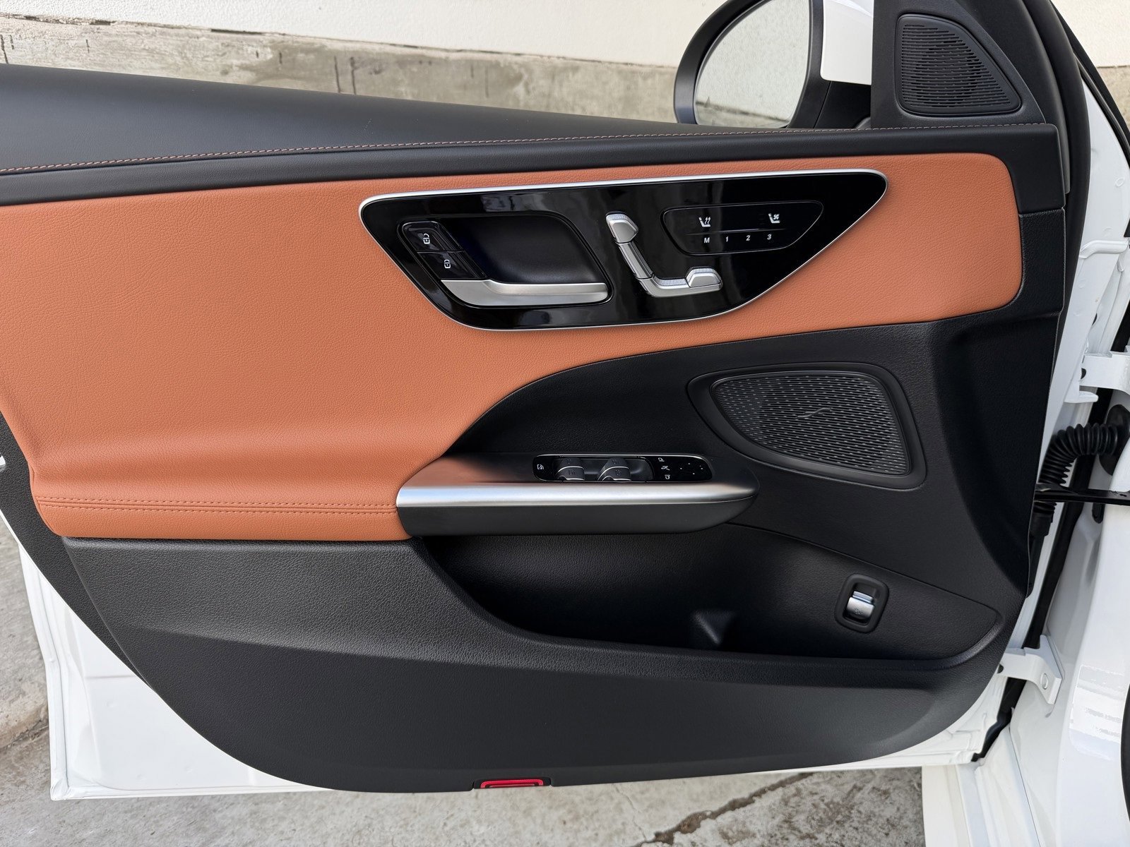 New 2026 Polar White Mercedes-Benz C 300 image 40