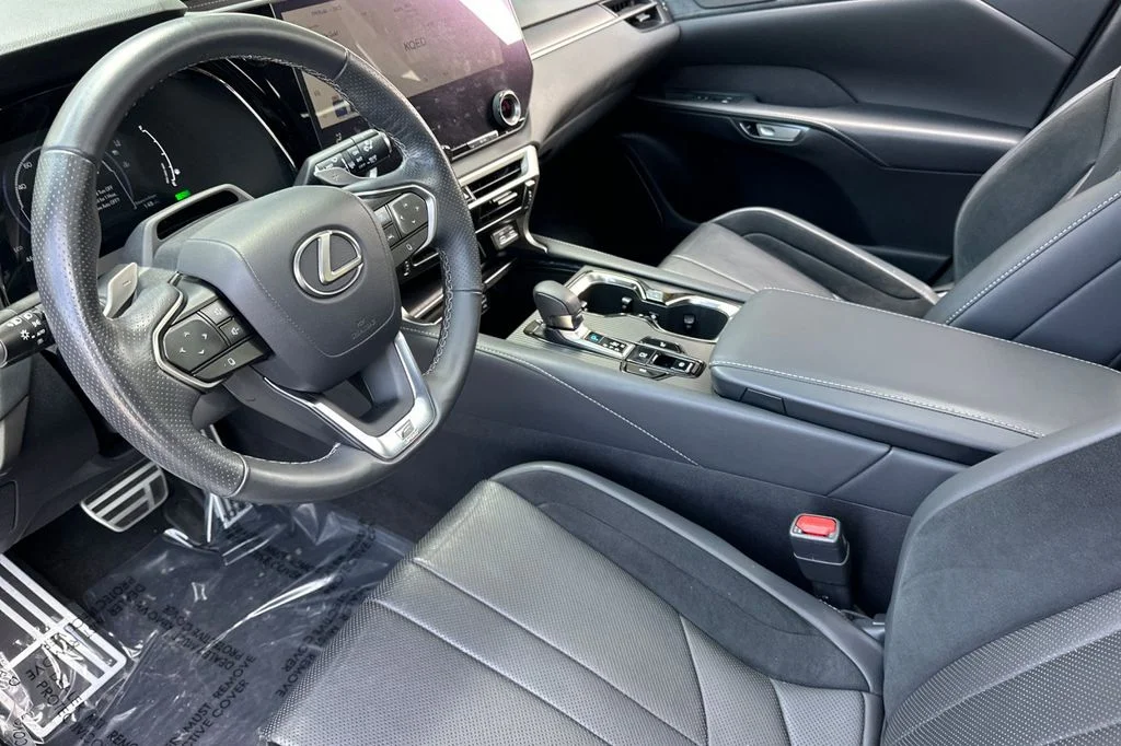 Used 2024 Black Lexus 500h F SPORT Performance image 10
