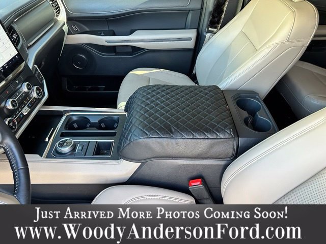 Used 2023 Agate Black Metallic Ford XLT image 15