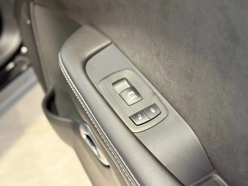 Used 2018 Black Dodge SRT image 41