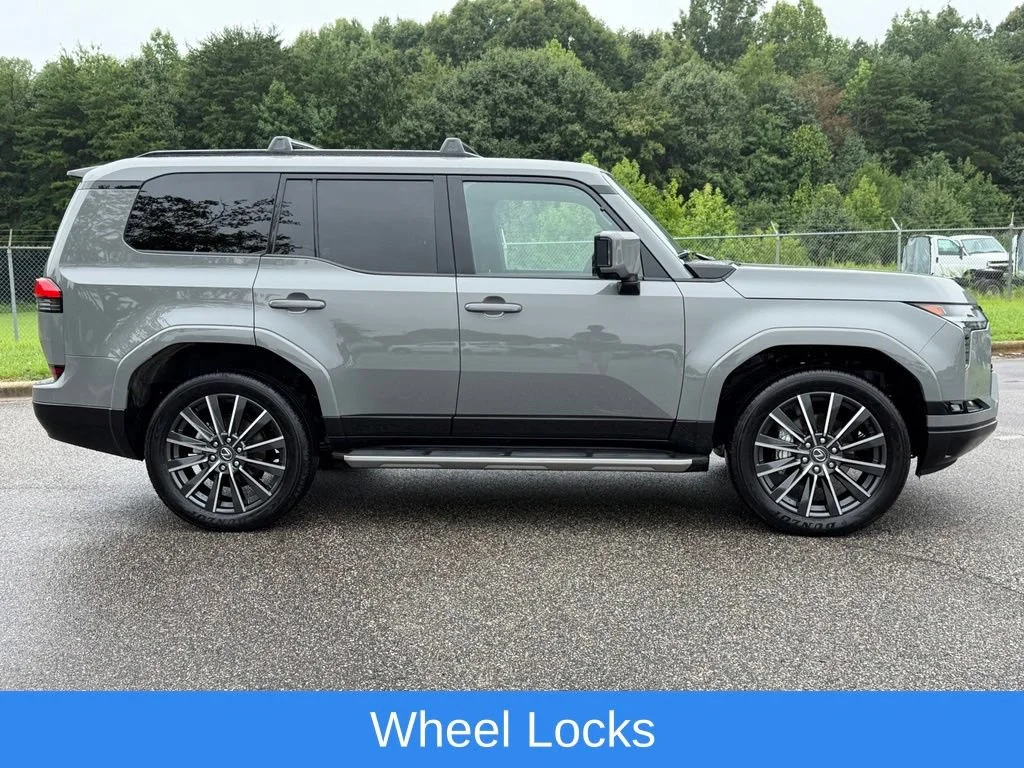 Used 2025 Gray Lexus Luxury image 36