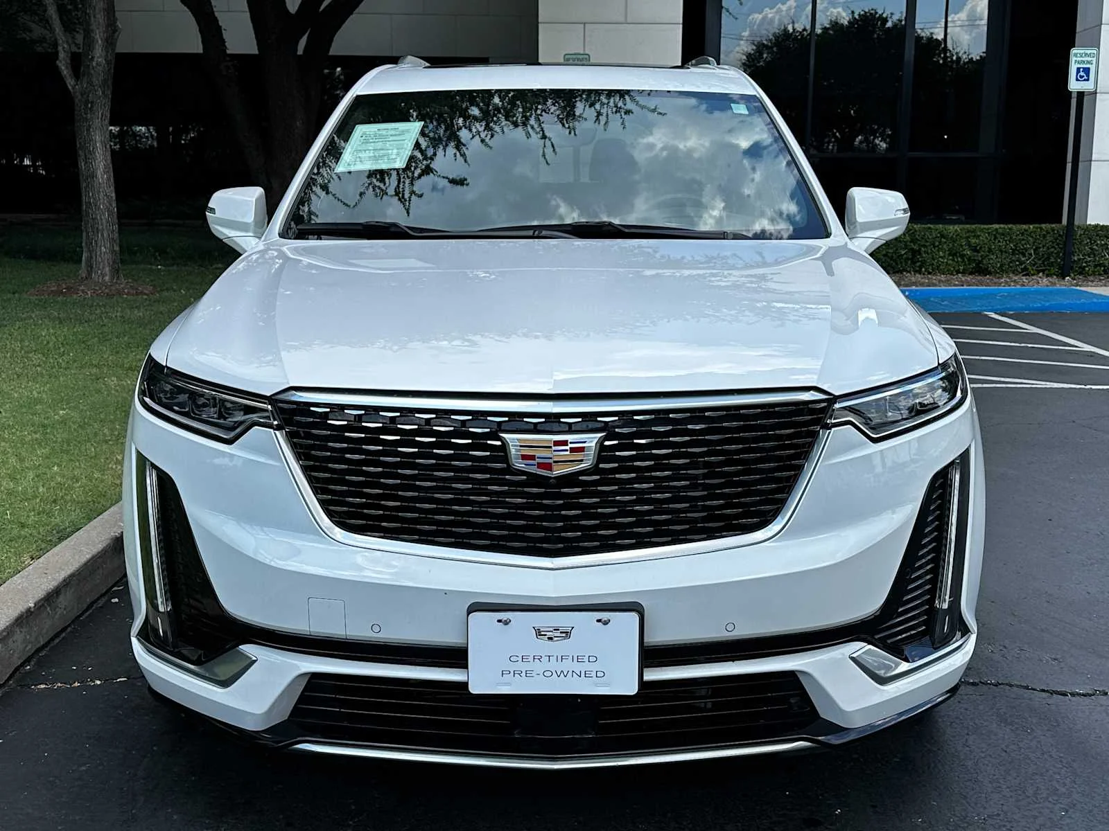 Certified Used 2025 Crystal White Tricoat Cadillac Premium Luxury image 2