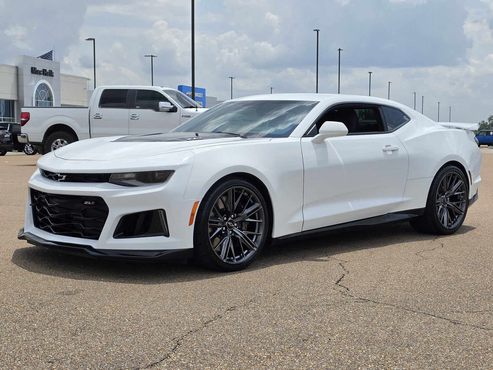 Used 2023 SUMMIT WHITE Chevrolet ZL1 image 1