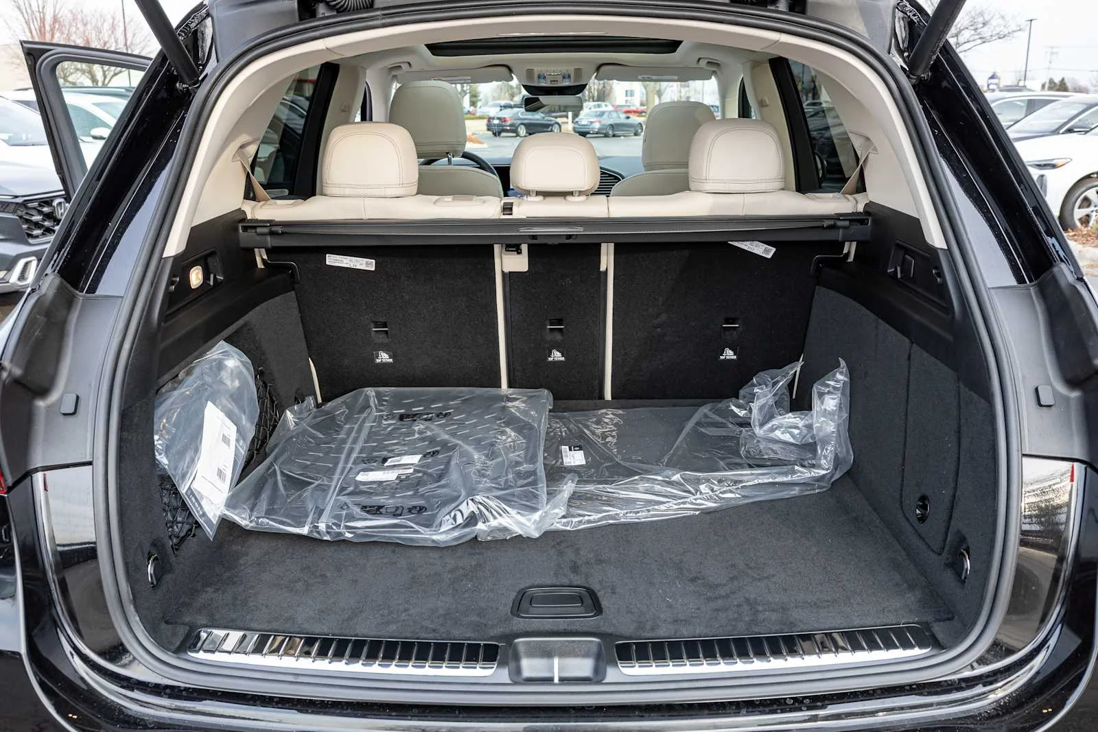 New 2026 Obsidian Black Metallic Mercedes-Benz GLE 450 image 27