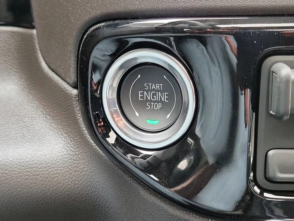 New 2026 Summit White GMC SLT image 35