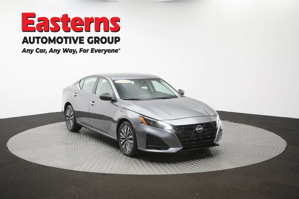 Used 2025 Gray Nissan 2.5 SV image 49