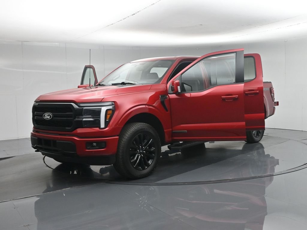 Used 2025 Red Ford Lariat image 37