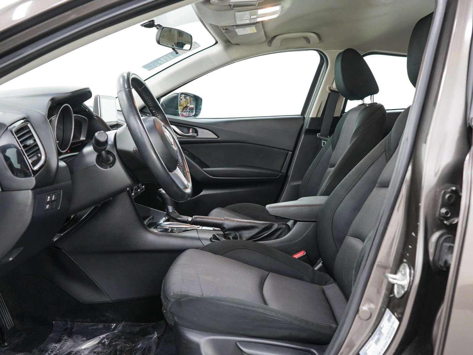 Used 2015 Titanium Flash Mica Mazda i Touring image 21