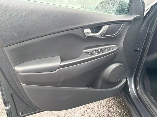 Used 2022 Thunder Gray Hyundai SEL image 16