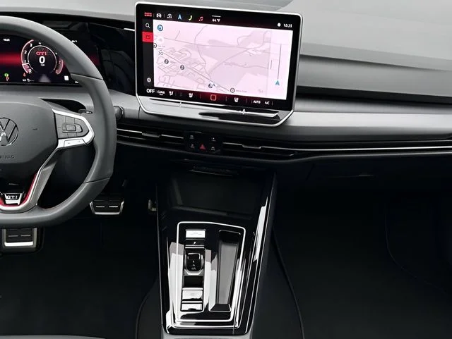 2025 Volkswagen Golf GTI SE - Photo 6