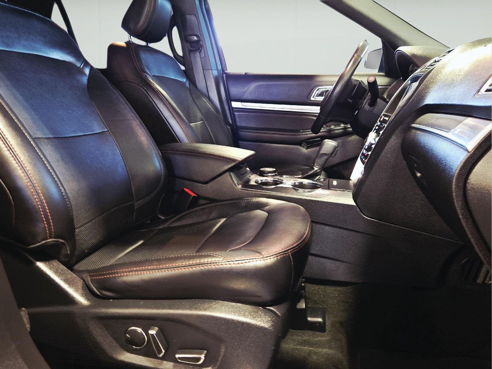 Certified Used 2018 Blue Ford Sport image 62