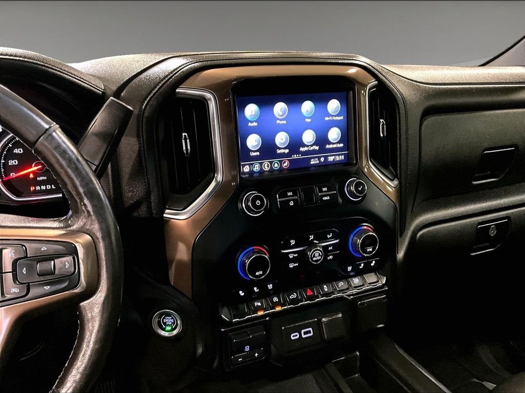 Used 2019 White Chevrolet High Country image 18