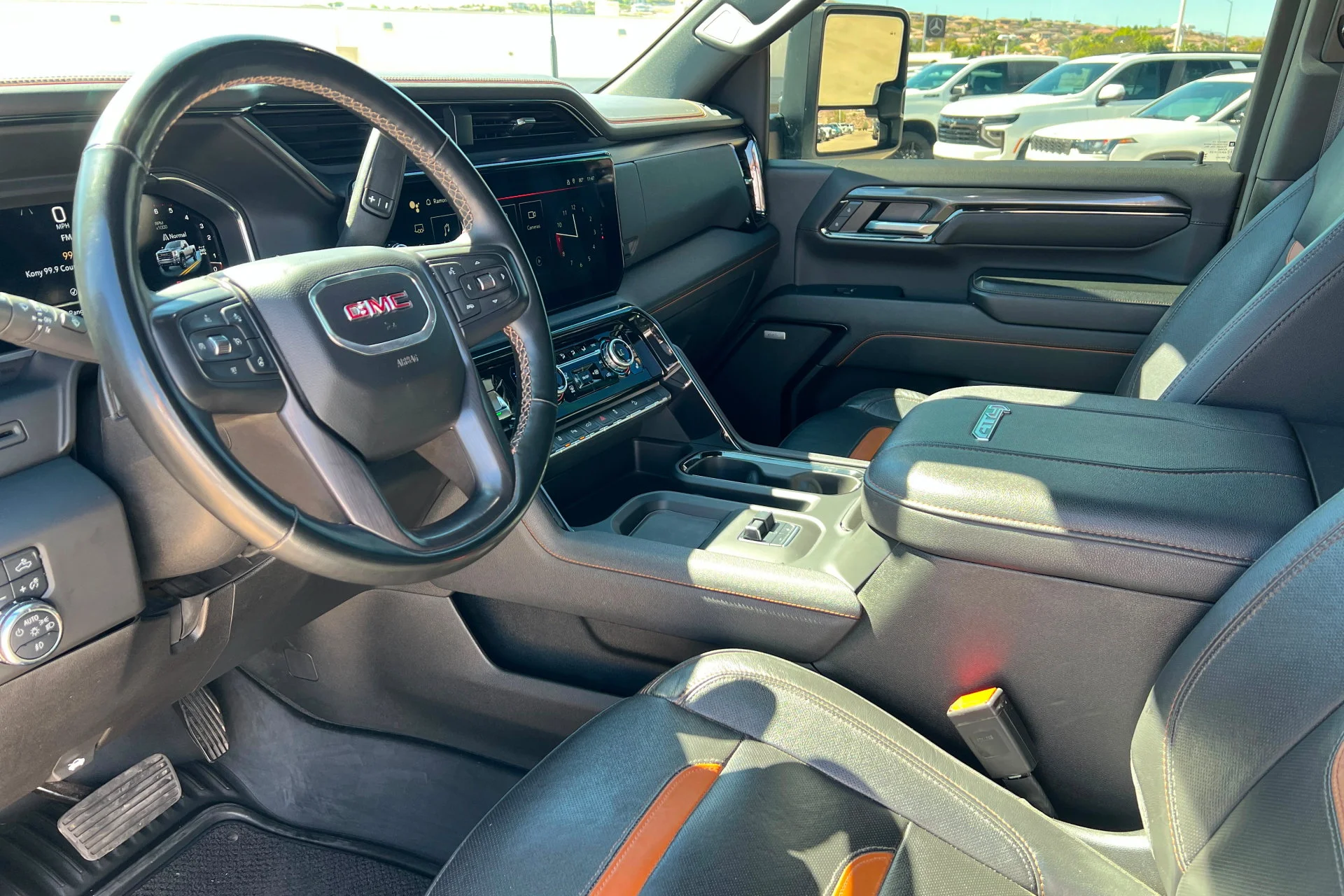 Used 2024 Summit White GMC AT4 image 15