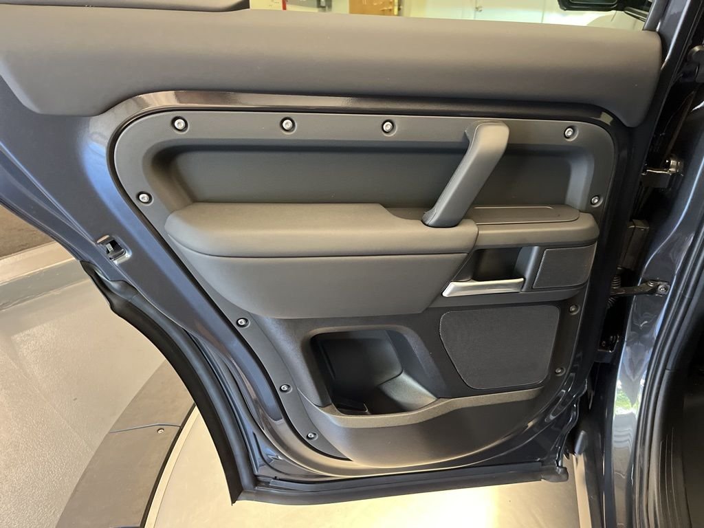 Used 2025 Carpathian Grey Prem Met Land Rover S image 22
