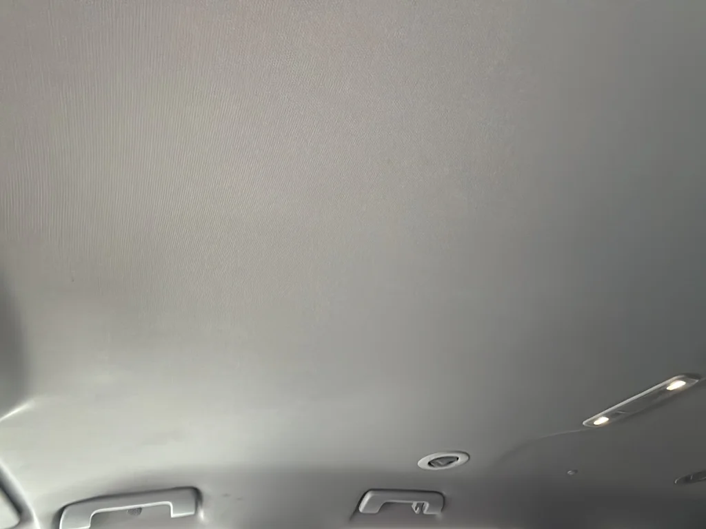 Used 2020 White GMC SLE image 19
