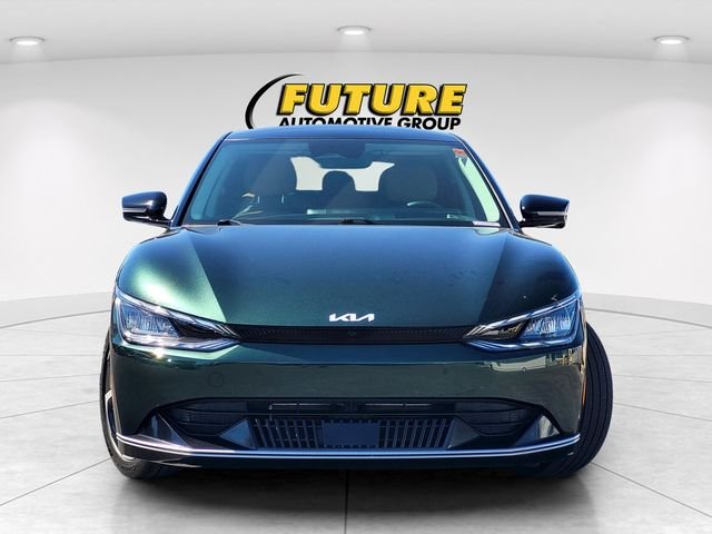 Used 2023 Green Kia GT-Line image 2