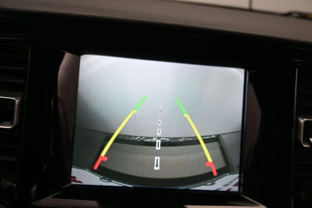 Used 2023 Gray Dodge SXT image 16