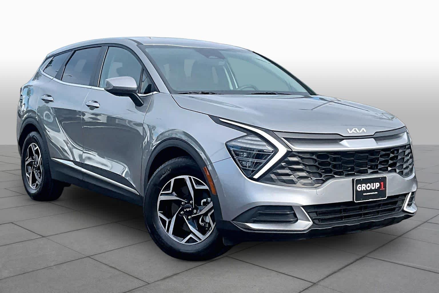Pre-Owned 2025 Kia Sportage LX