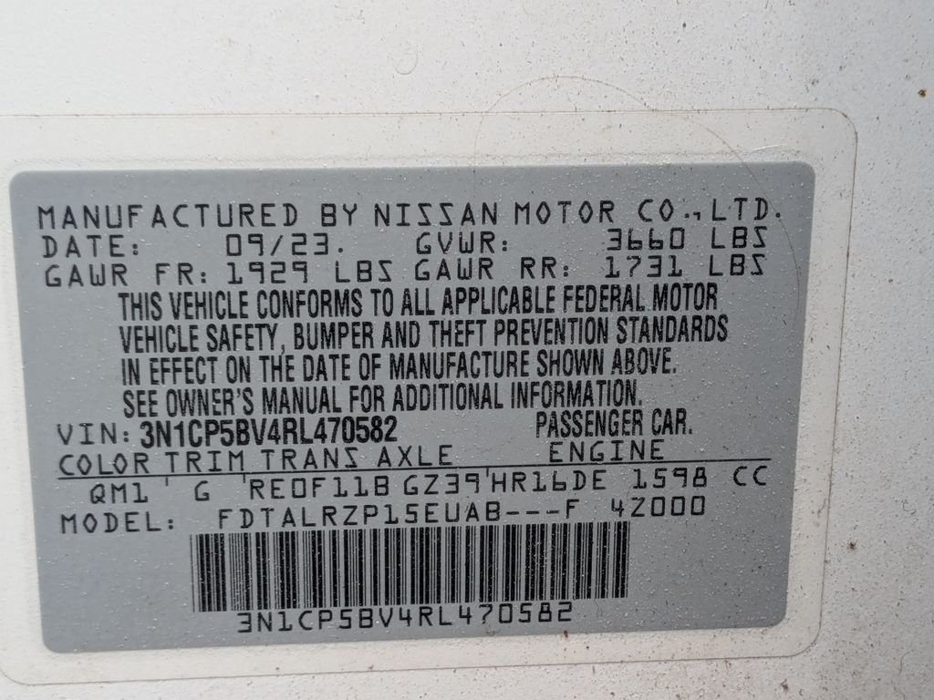 Used 2024 White Nissan S image 33