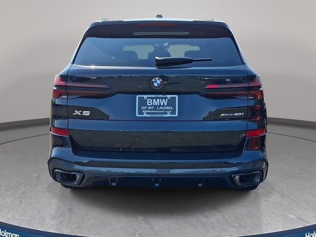 New 2026 Black Sapphire Metallic BMW xDrive40i image 5