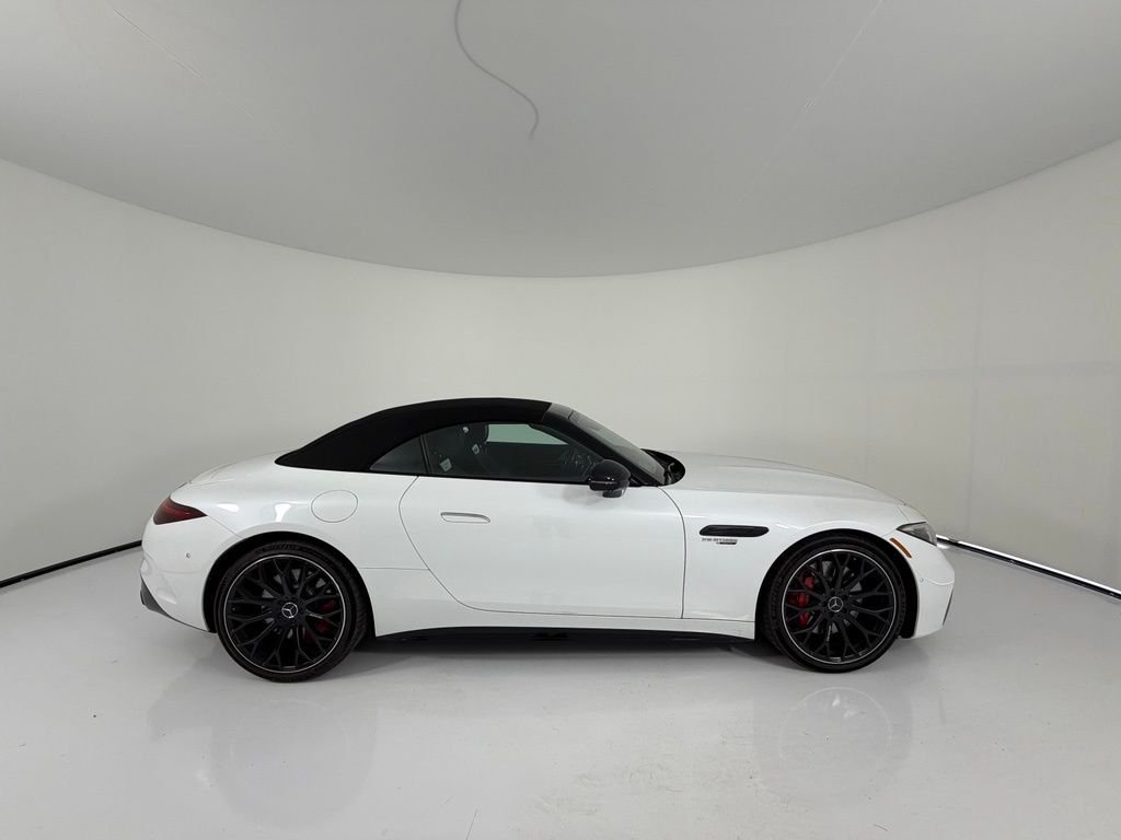 Used 2022  Mercedes-Benz SL 55 AMG® image 8