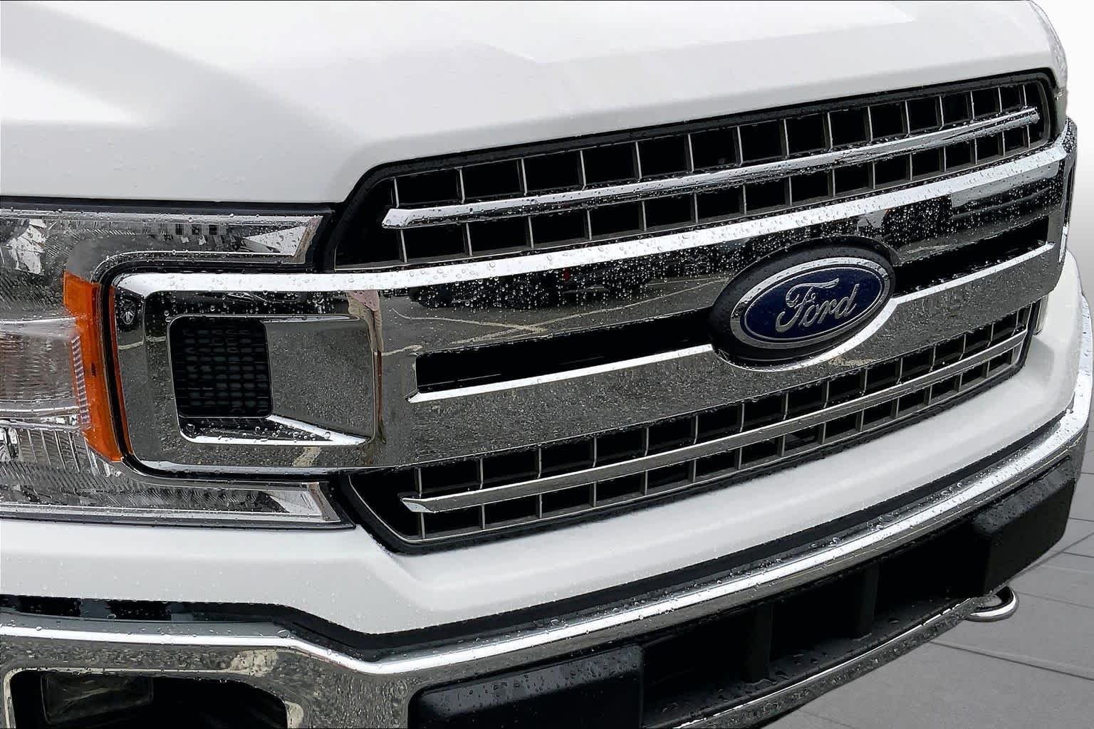 Used 2018 Oxford White Ford XLT image 27