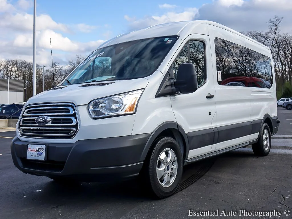 2017 Ford Transit 350 XLT Wagon Med Roof Sliding Pass. 148's photo