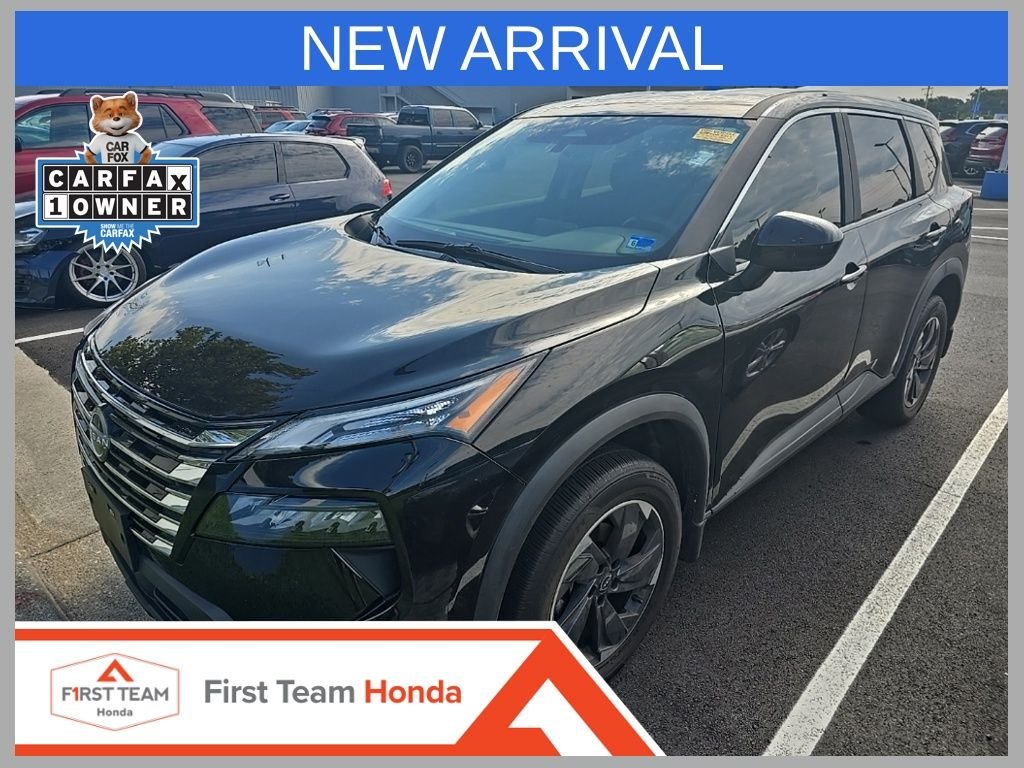 Used 2025 Black Nissan SV image 1