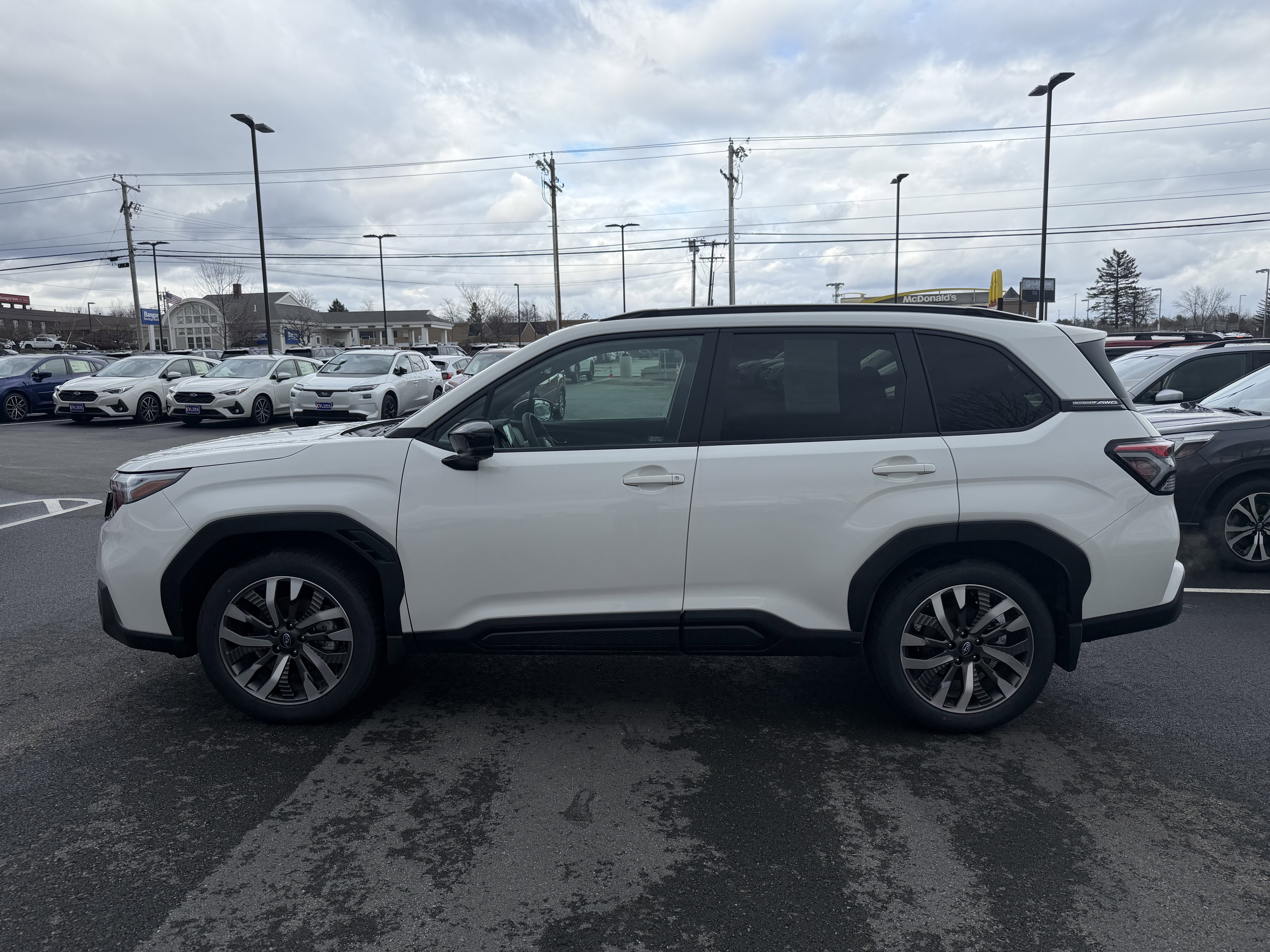 Used 2026 Crystal White Pearl Subaru Touring image 2