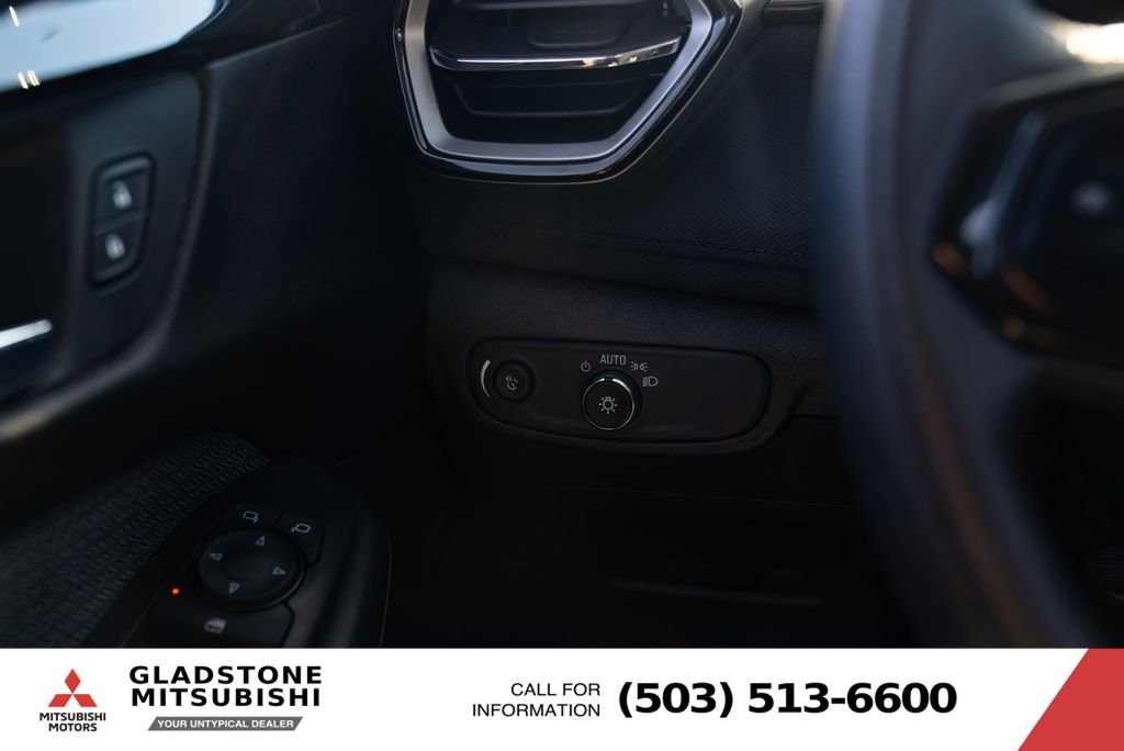 Used 2025 Black Metallic Chevrolet LT image 14