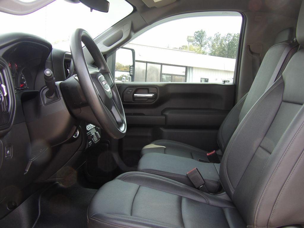 2024 GMC Sierra 3500HD Pro - Photo 19