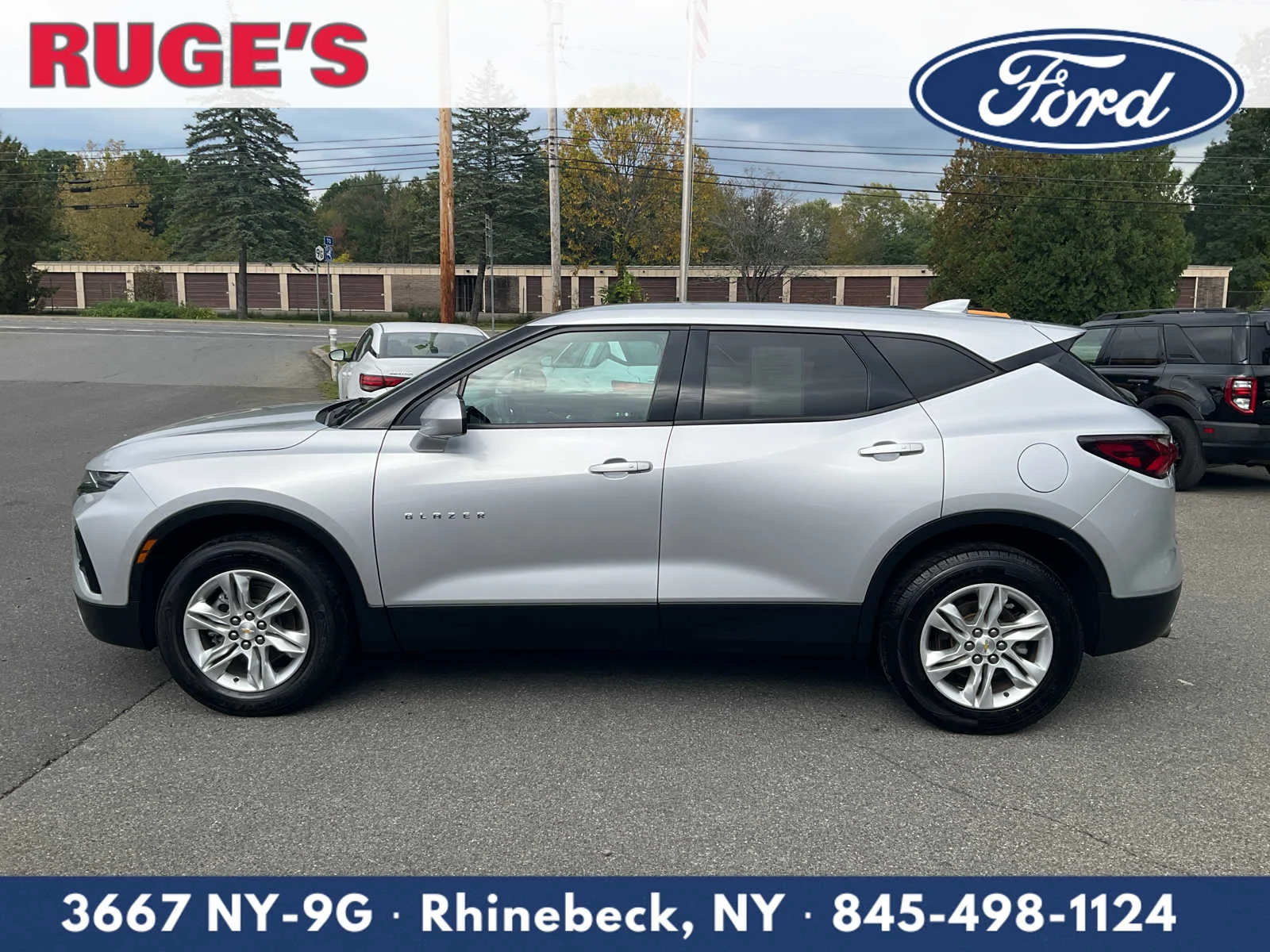 Used 2022 Silver Ice Metallic Chevrolet LT image 6