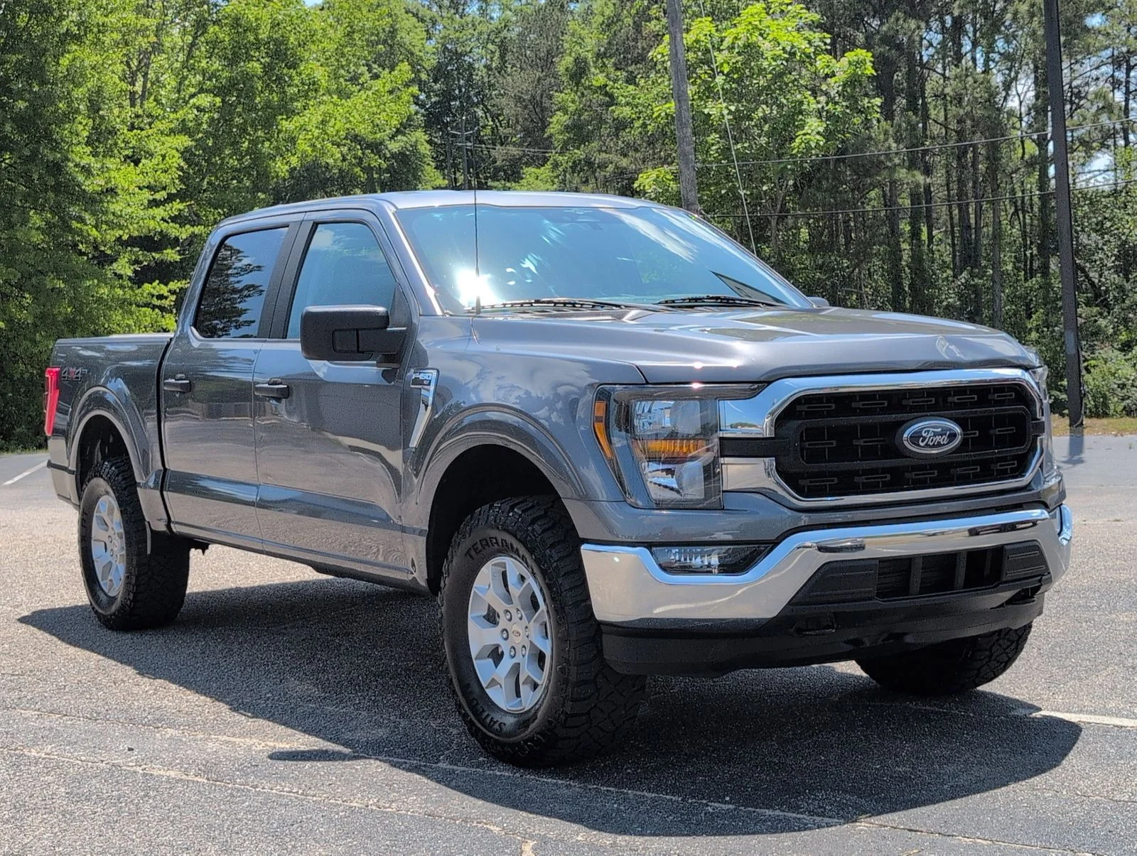 Used 2023 Gray Ford XLT image 8
